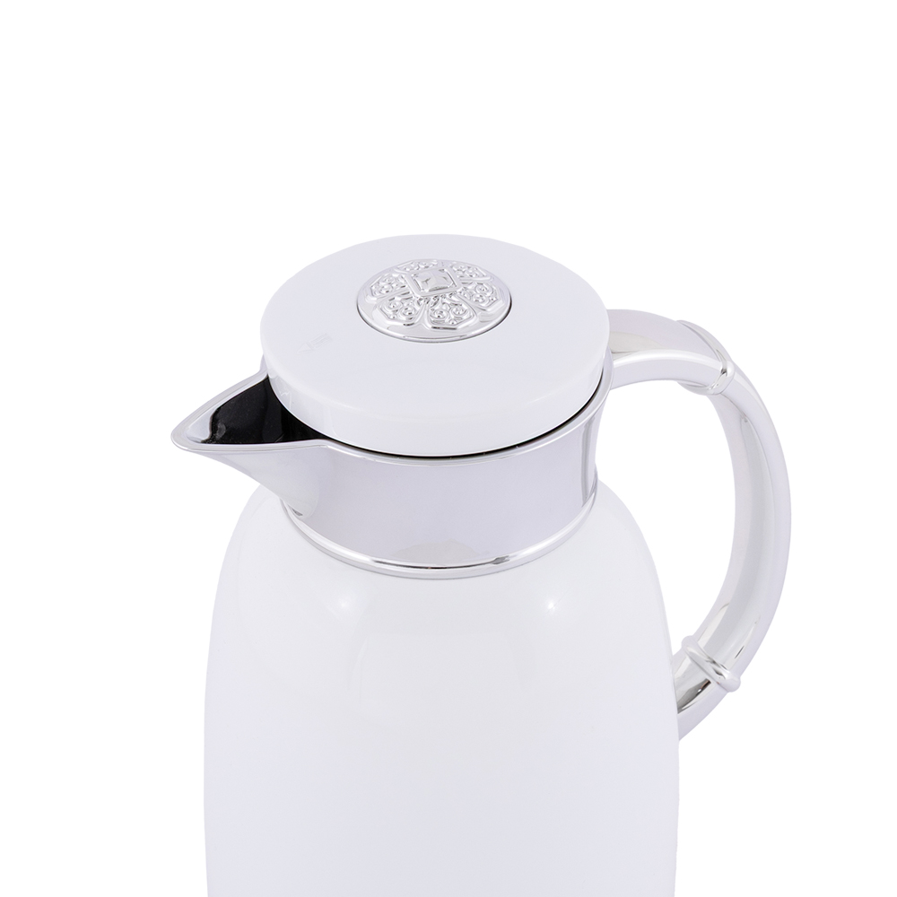 White/Chrome Vacuum Flask - 650ml