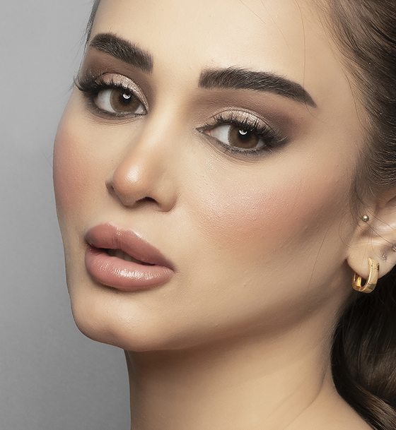 عدسات لاصقة سنوية - كستانو