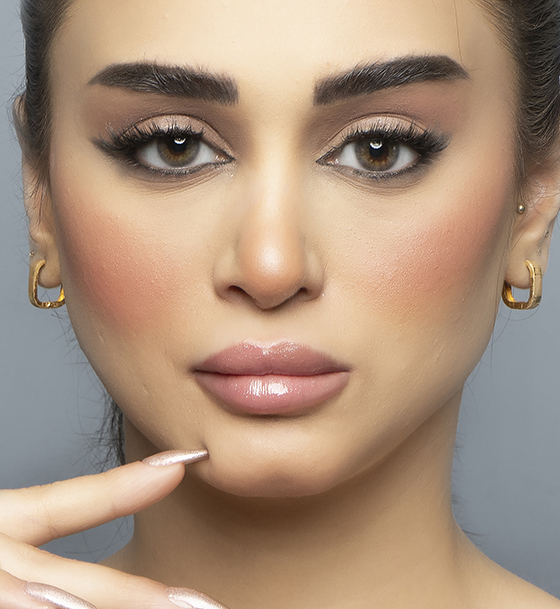 عدسات لاصقة سنوية - 