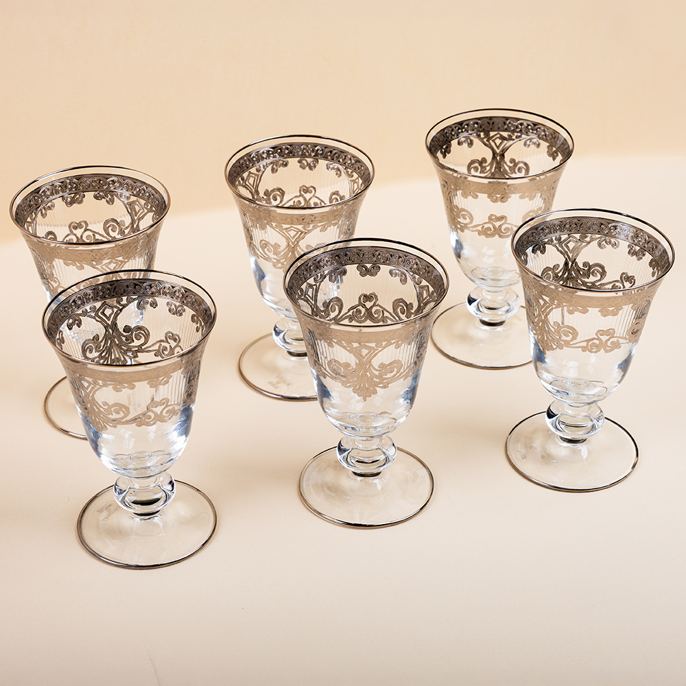 طقم كاسات زجاجية بتفاصيل برونزية - 6 قطع
